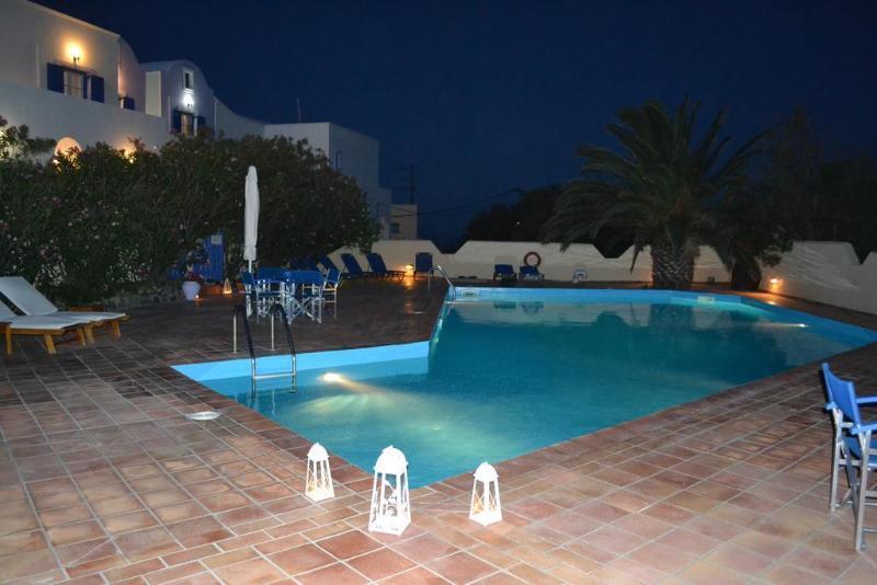 Melina Hotel Fira  Zewnętrze zdjęcie
